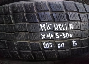 15 205 60 Michelin S-300-min-min