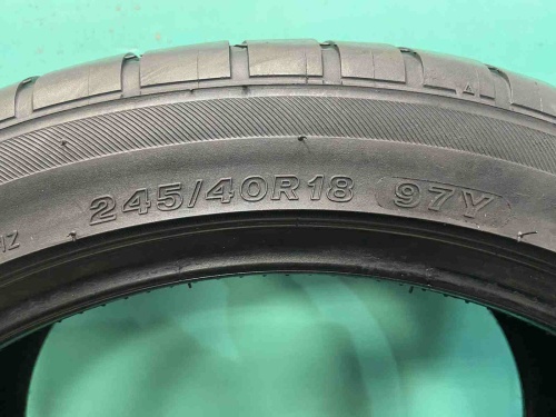 Шины Bridgestone Potenza S001 245/40 R18 -- б/у 5